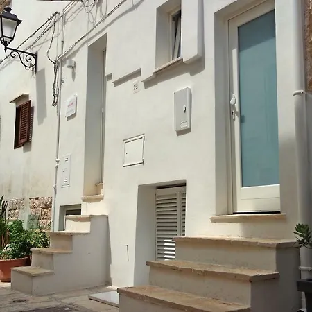 Vicolo Fiorito B&B Polignano a Mare Exterior photo